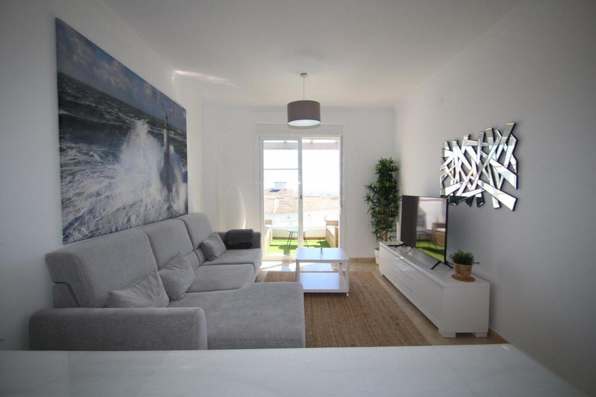 Small Oasis Nelson Mandela Apartment With Sea View, Two Bedrooms, Parking, Terrace And Pool Manilva Eksteriør bilde