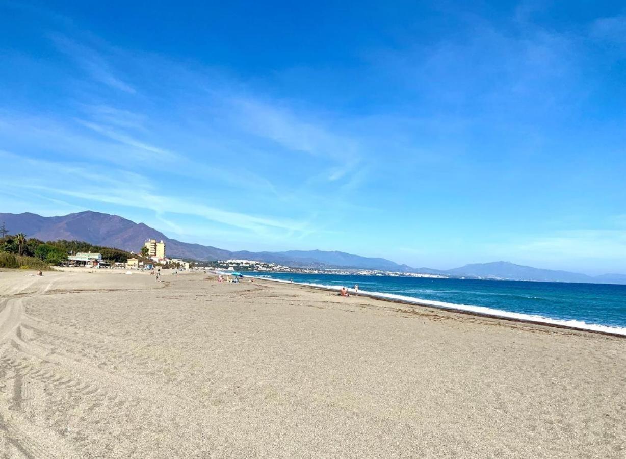 Small Oasis Nelson Mandela Apartment With Sea View, Two Bedrooms, Parking, Terrace And Pool Manilva Eksteriør bilde