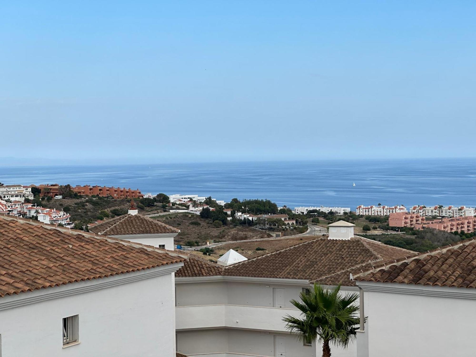 Small Oasis Nelson Mandela Apartment With Sea View, Two Bedrooms, Parking, Terrace And Pool Manilva Eksteriør bilde